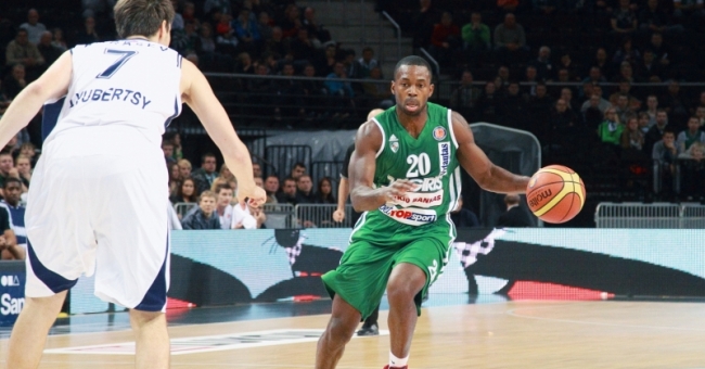 \"Жальгирис\" вырвал победу у \"Триумфа\" в Единой лиге ВТБ