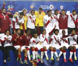 Перу выигрывает бронзу Кубка Америки-2015