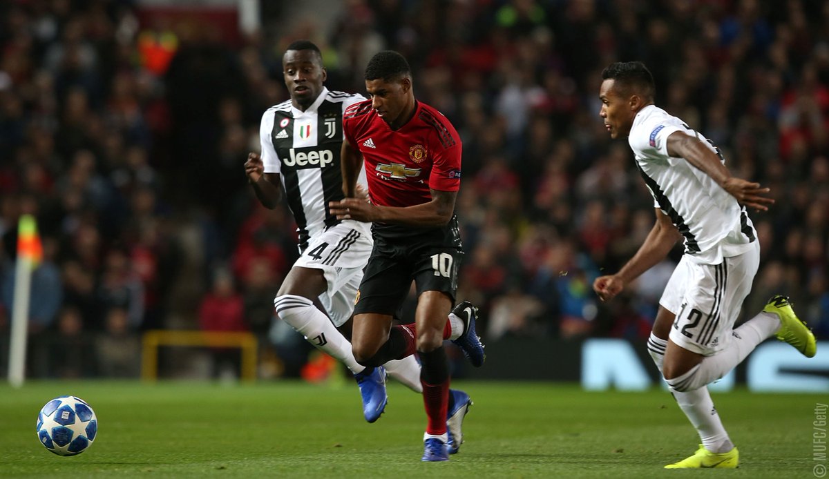 \"МЮ\" минимально проиграл \"Ювентусу\"