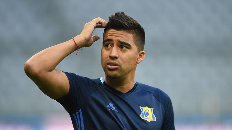 Нобоа считает себя наполовину русским