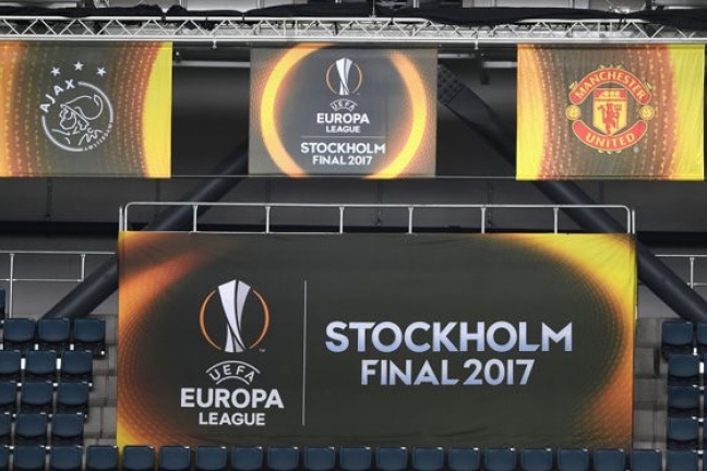 Финал Лиги Европы начнется с минуты молчания