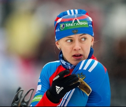 Сукалова выиграла спринт в Ханты-Мансийске, Вилухина - четвертая
