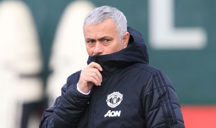 Моуринью в ожидании матча с \"Ливерпулем\"