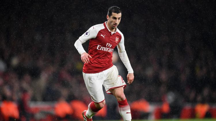 \"Арсенал\" надолго лишился Мхитаряна