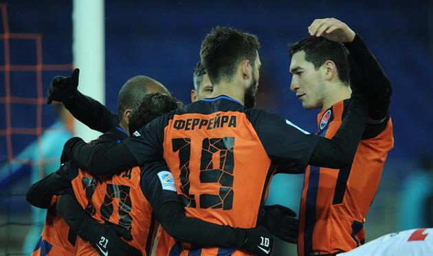 \"Шахтер\" уверенно обыграл \"Верес\"