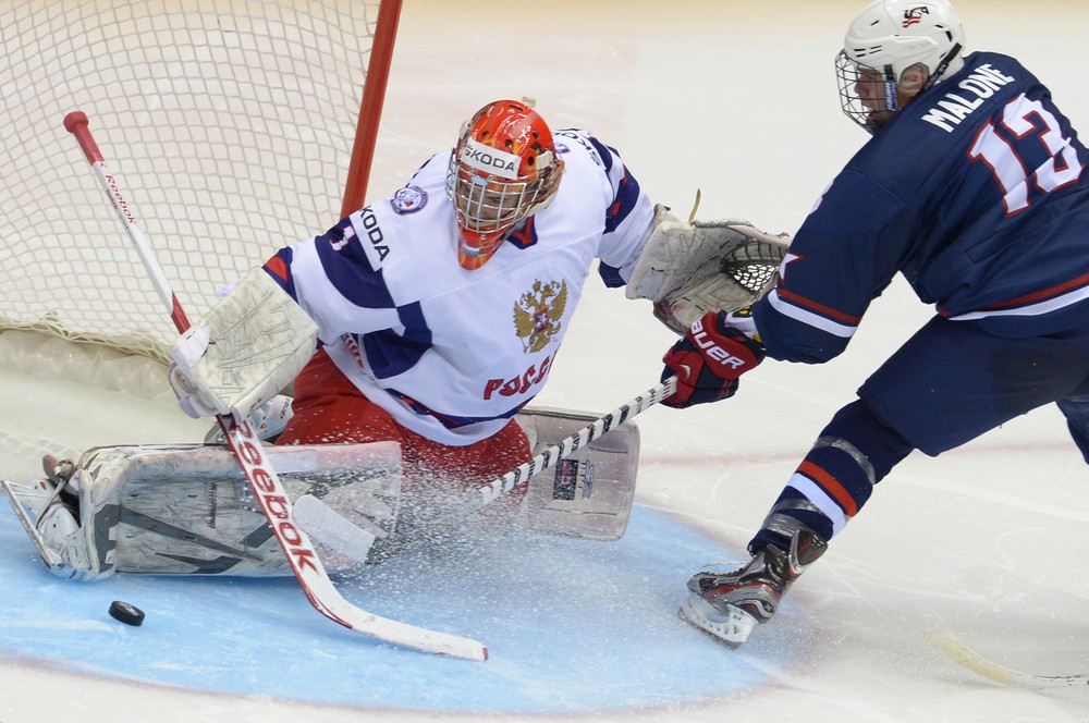 Сборная России по хоккею не смогла выйти в финал домашнего ЮЧМ-2013