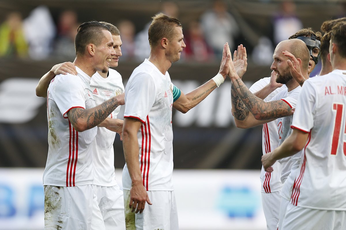 Сборная России крупно обыграла \"Динамо\"