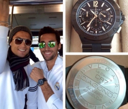 Роналду подарил партнерам по команде часы в честь 10-й победы "Лос Бланкос" в ЛЧ