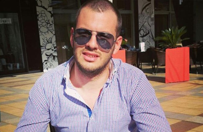 Черногорский хулиган, бросивший в Акинфеева файер, осуждён на 3,5 месяца