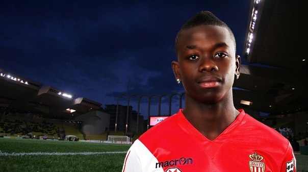 Менди может перейти в \"МЮ\"