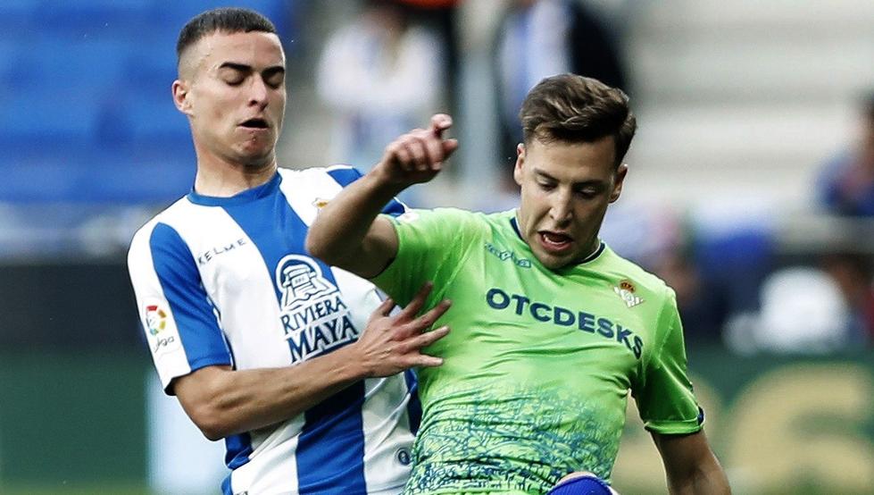 \"Бетис\" в гостях разгромил \"Эспаньол\"