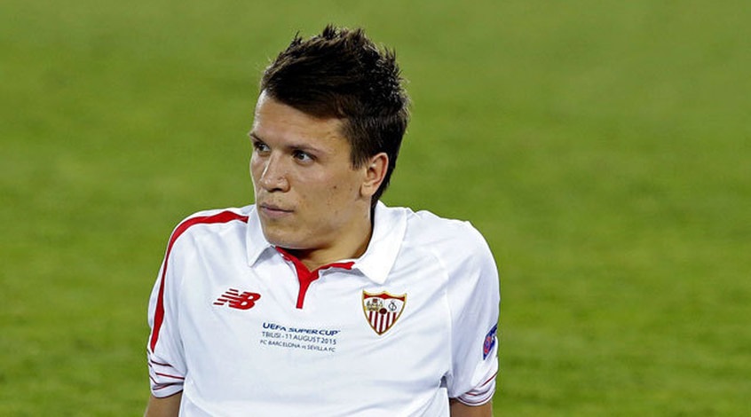 Коноплянка, проведя месяц в \"Севилье\", хотел выброситься с балкона