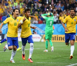 Бразилия взяла верх над Хорватией в стартовом матче мундиаля