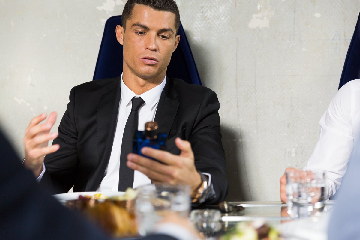 Роналду - обладатель \"Золотого мяча\"