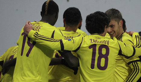 \"Анжи\" и киевское \"Динамо\" сыграют в Марбелье