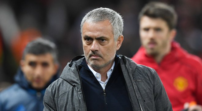 \"МЮ\" продлит контракт с Моуринью