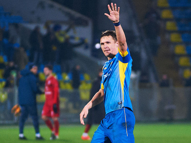 Саяхов хотел бы видеть Бухарова в \"Рубине\"