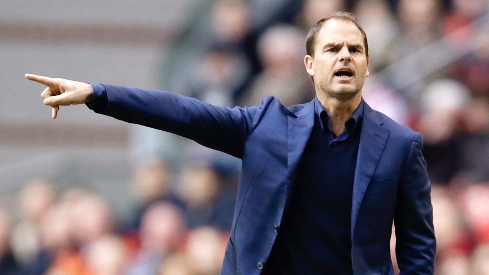 Де Бур был кандидатом на пост главного тренера \"Милана\"