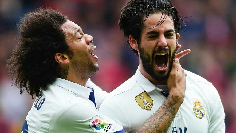 \"Ювентус\" планирует оформить три громких трансфера