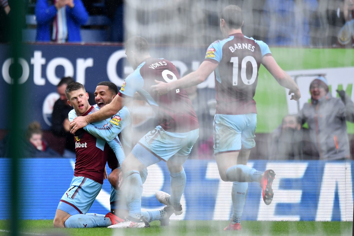 \"Бернли\" отобрал очки у \"Ман Сити\"