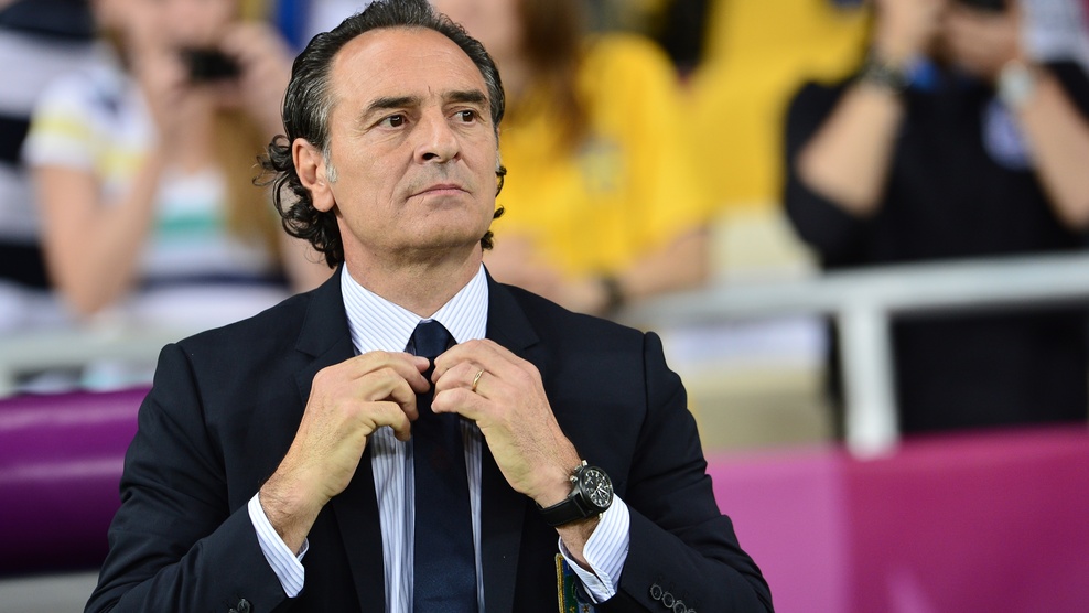 Пранделли посоветовал Балотелли брать пример с Иммобиле