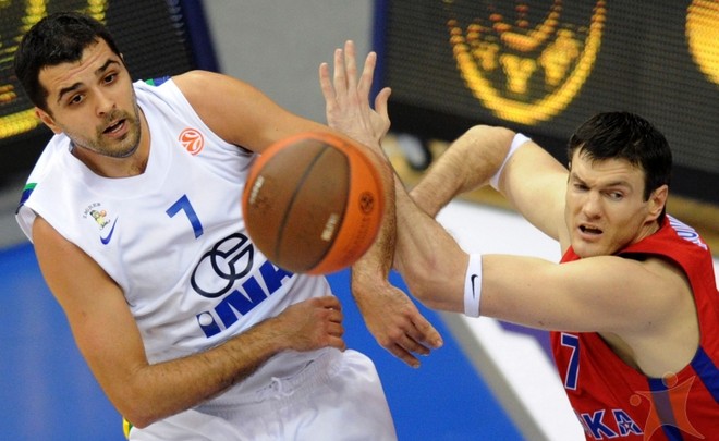 \"Локомотив-Кубань\" подписал защитника \"Уникахи\"