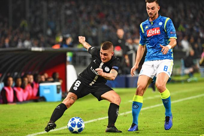 \"Наполи\" и \"ПСЖ\" снова разошлись миром