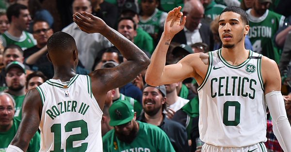 \"Бостон\" уверенно переиграл \"Филадельфию\"