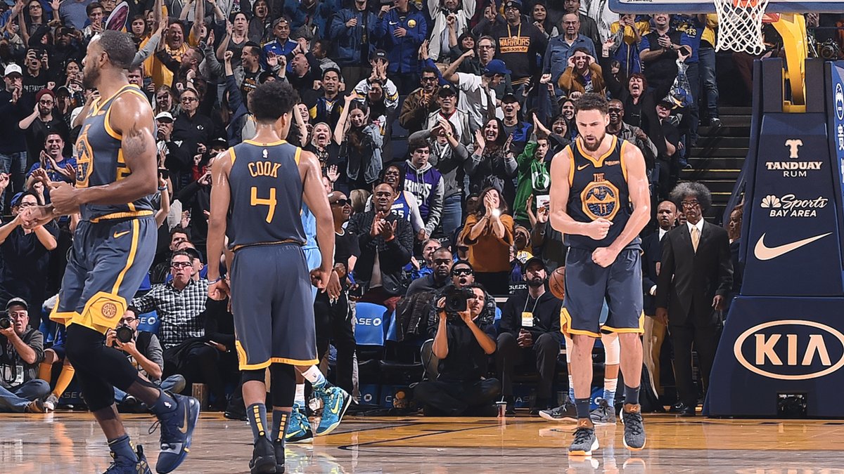 \"Голден Стэйт\" едва не проиграл \"Сакраменто\"