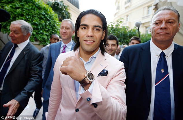 Принц Монако был разочарован трансфером Фалькао в \"МЮ\"