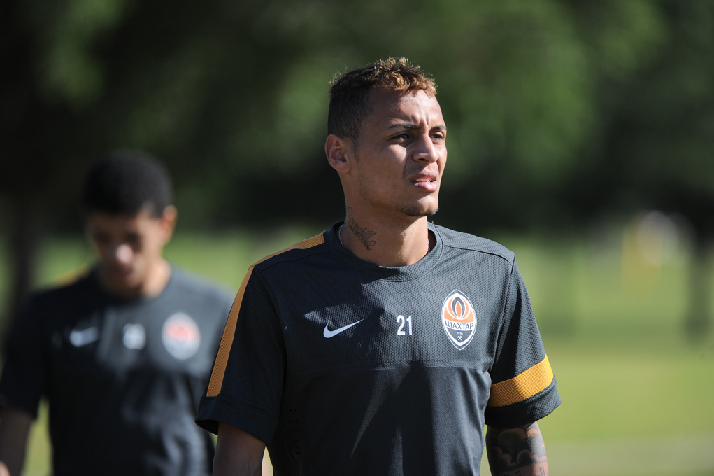 Патрик хочет закрепиться в \"Шахтере\"