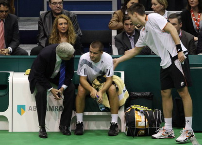 Южный прекратил борьбу в Роттердаме