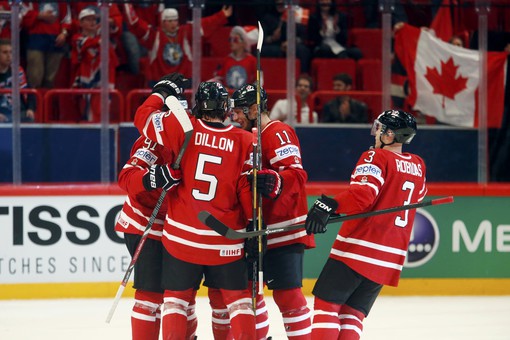 Сборная Канады разгромила норвежцев