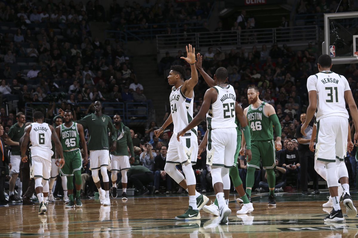 \"Милуоки\" взял верх над \"Бостоном\"