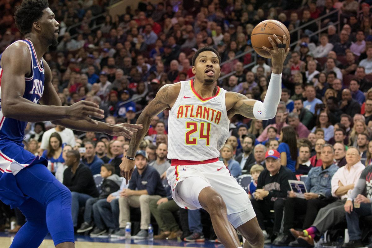 \"Филадельфия Сиксерс\" не испытали проблем с \"Атлантой Хоукс\"