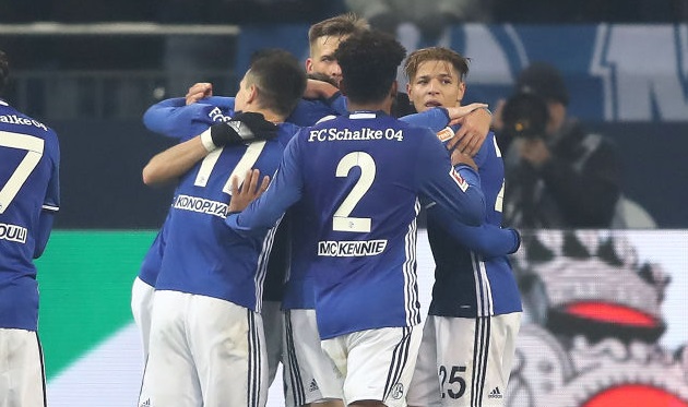 \"Шальке\" и \"Кельн\" расписали ничью