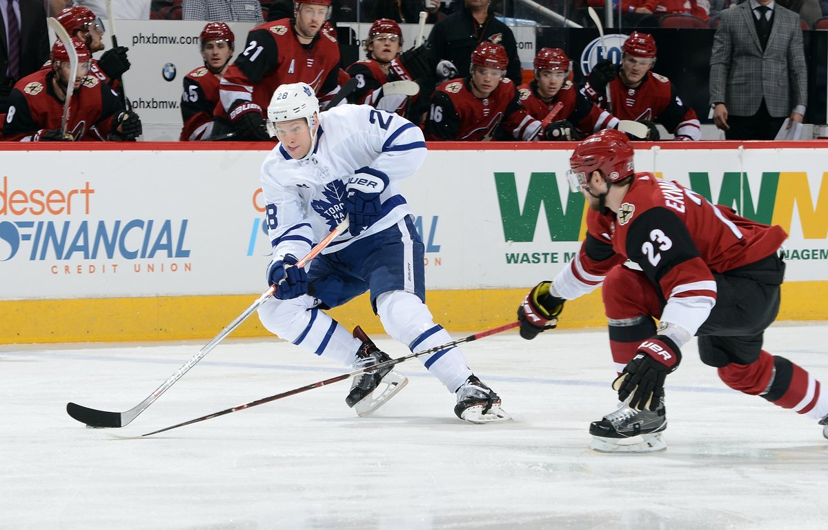 \"Аризона\" пропустила от \"Торонто\" 7 шайб