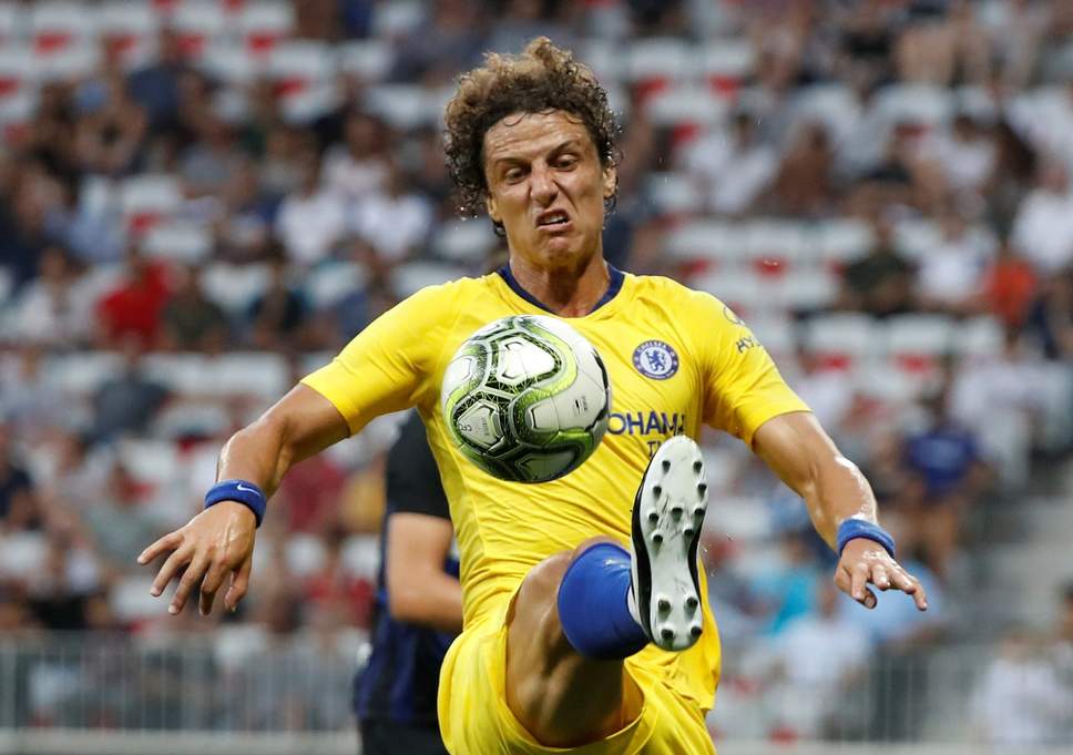 Давид Луис не собирается уходить из \"Челси\"