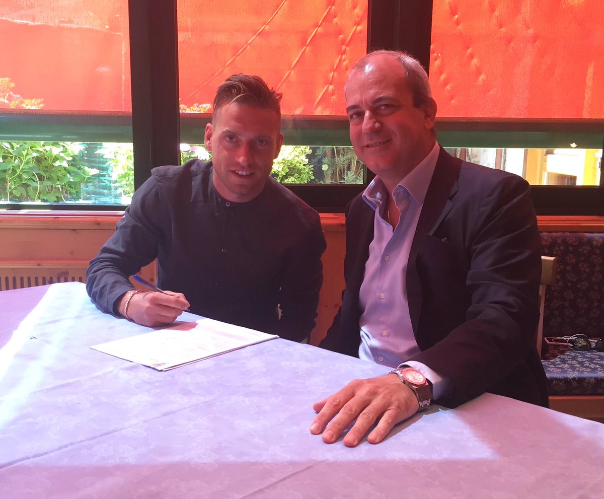 Джаккерини пополнил ряды \"Наполи\"