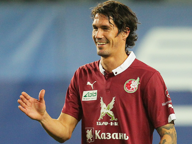 \"Ростов\" подписал защитника \"Рубина\"