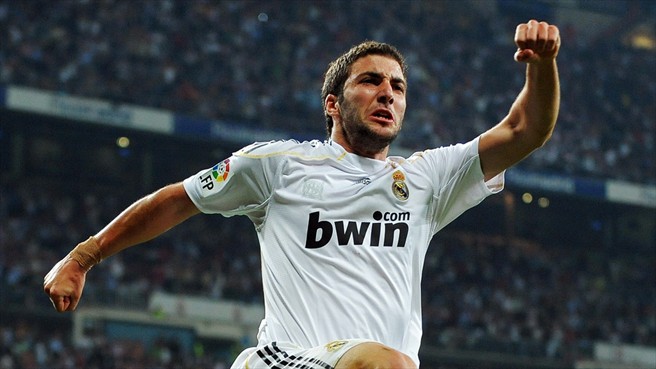 \"Арсенал\" готов отдать 22 млн фунтов за Игуаина