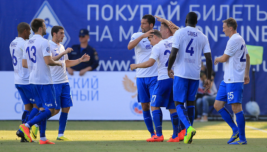 \"Динамо\" \"растоптало\" \"Ростов\" на \"Арене Химки\"