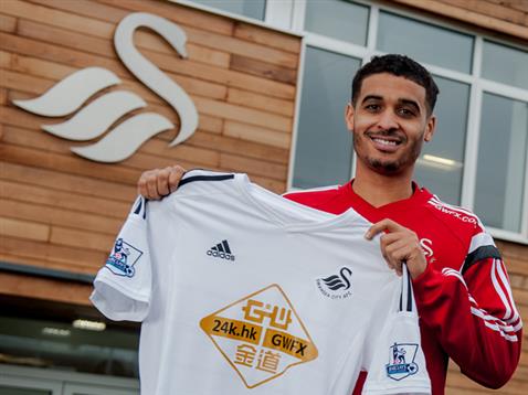 Ряды \"Суонси\" пополнил экс-защитник \"Тоттенхэма\"