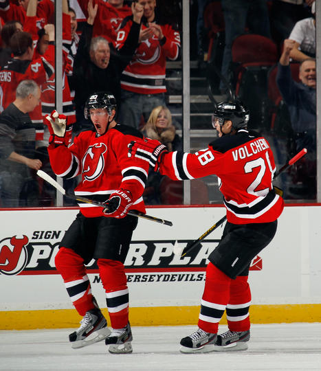НХЛ: \"Нью-Джерси\" обыграл \"Виннипег\", передачами отметились Ковальчук и Волченков