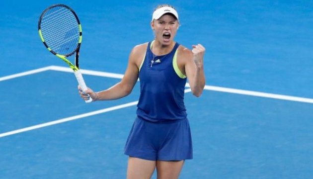 Возняцки в двух сетах победила Никулеску