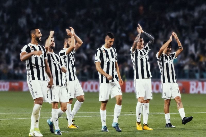 \"Ювентус\" реализовал сезонные абонементы