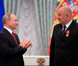 Путин поздравил Черчесова с 55-летием