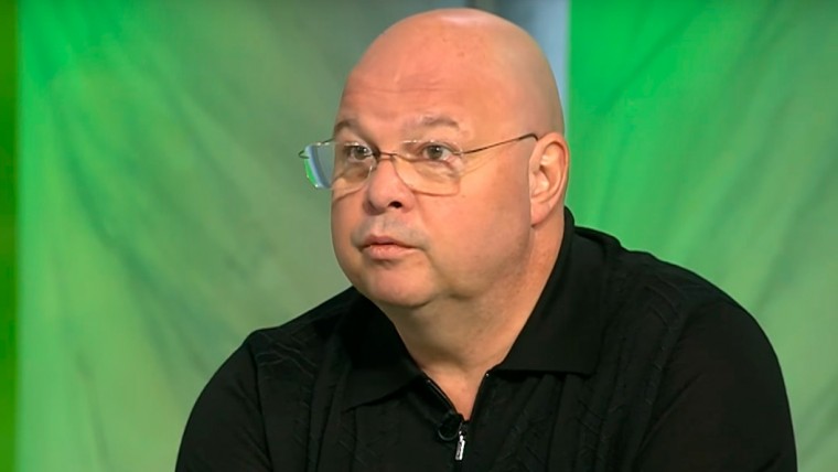 Червиченко в ожидании матча между \"Спартаком\" и \"Ростовом\"