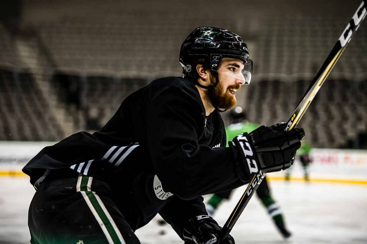 \"Даллас\" одержал победу над \"Лос-Анджелесом\"