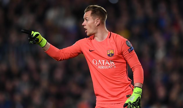 Тер Штеген продлит контракт с  \"Барселоной\"